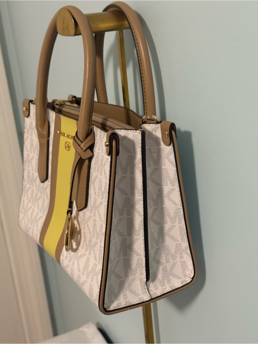 Michael Kors Beige and Yellow Stripe Satchel Handbag with Crossbody & bag charm! - Picture 3 of 15